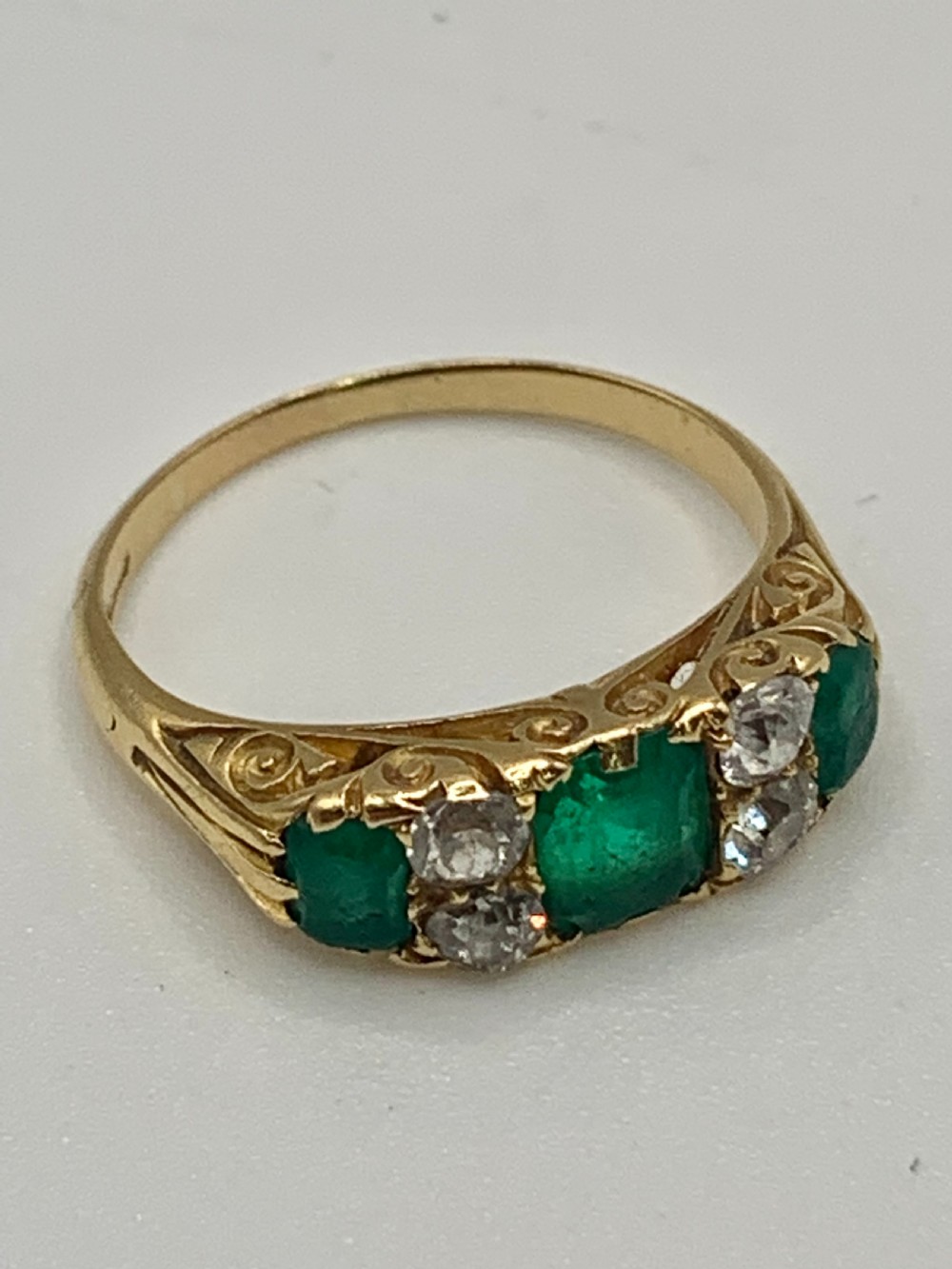 Stunning Victorian Natural Emerald & Diamond 18ct Gold Ring - Size L View V