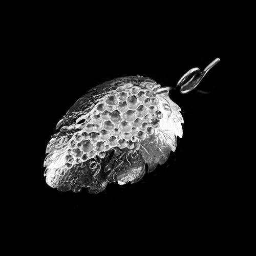 fig 3. Antique Georgian Solid Silver Tea Caddy Spoon Vine Leaf Design - Joseph Willmore 1807