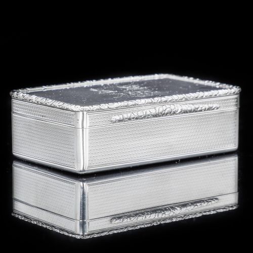 fig 2. A Large Solid Silver Table Snuff Box Georgian - Edward Edwards 1833