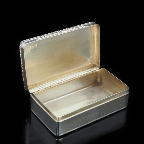 fig 3. A Large Solid Silver Table Snuff Box Georgian - Edward Edwards 1833