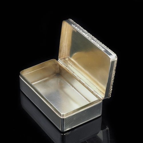 fig 7. A Large Solid Silver Table Snuff Box Georgian - Edward Edwards 1833