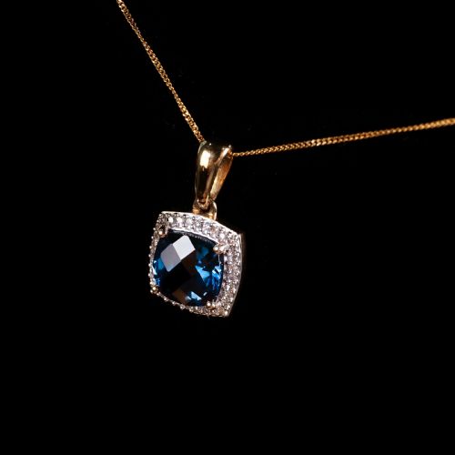A STUNNING BLUE TOPAZ DIAMOND HALO SQUARE NECKLACE 9K GOLD - ADDITIONAL PHOTO 10