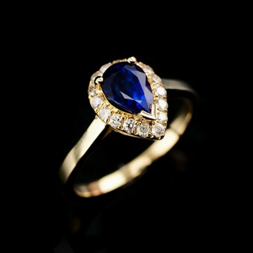 fig 1. A Stunning 14K Gold Sapphire & Diamond Cluster Ring 1.06 Carat