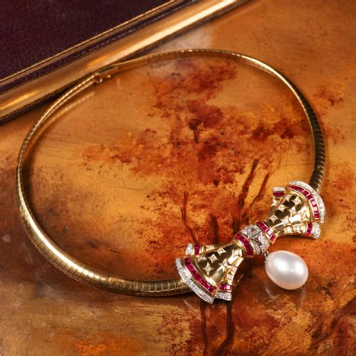 A MARVELLOUS VINTAGE 18K GOLD RUBY DIAMOND PEARL BOW NECKLACE - ADDITIONAL PHOTO 26