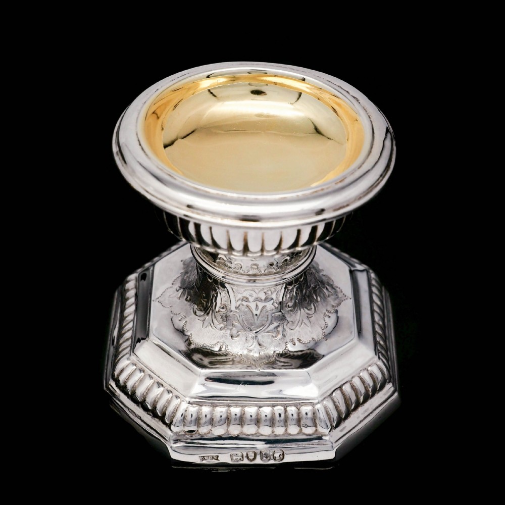 A Unique Antique Pair of Solid Silver Salt Cellars, Pedestal Design - Daniel & John Wellby 1886 View XII