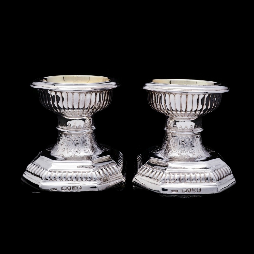 A Unique Antique Pair of Solid Silver Salt Cellars, Pedestal Design - Daniel & John Wellby 1886 View XV