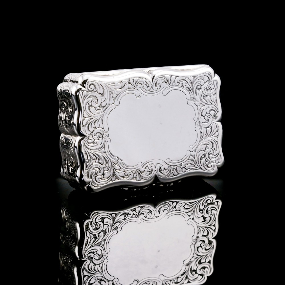 A Large Antique Victorian Solid Sterling Silver Table Snuff Box with Intricate Engravings - Edward Smith 1853 View VII