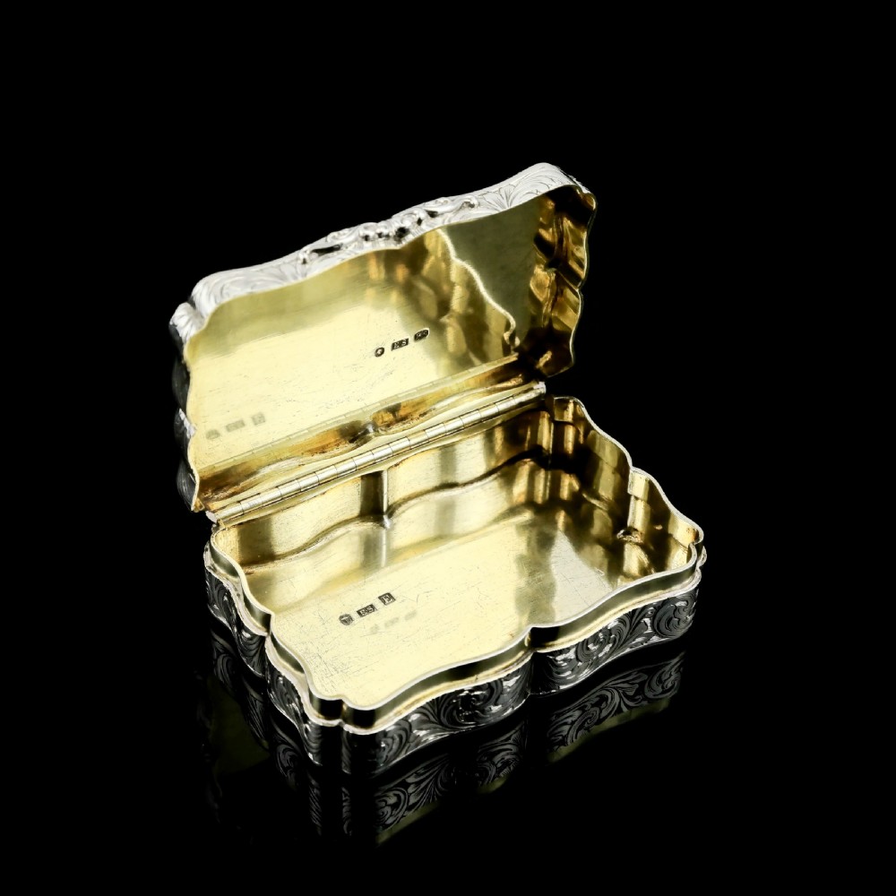 A Large Antique Victorian Solid Sterling Silver Table Snuff Box with Intricate Engravings - Edward Smith 1853 View IX