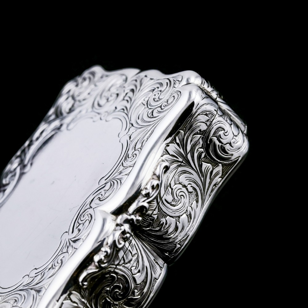 A Large Antique Victorian Solid Sterling Silver Table Snuff Box with Intricate Engravings - Edward Smith 1853 View XIII