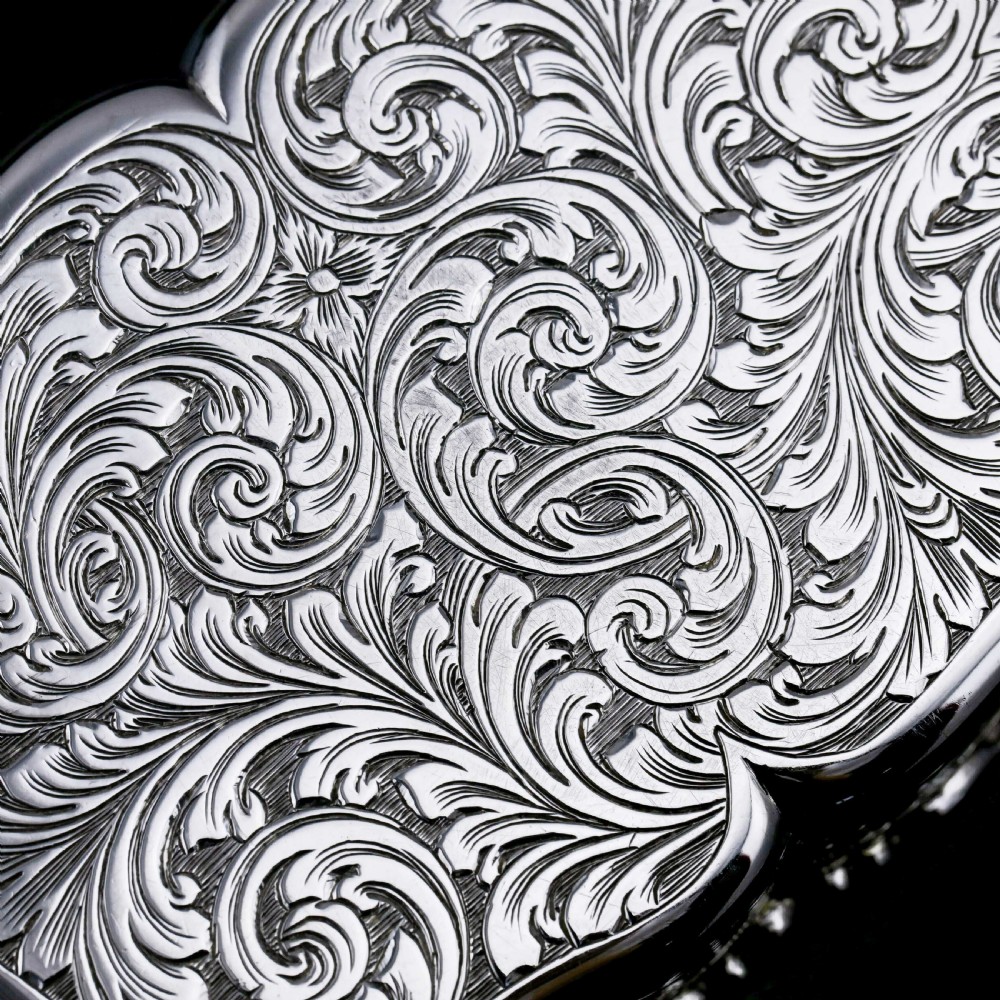 A Large Antique Victorian Solid Sterling Silver Table Snuff Box with Intricate Engravings - Edward Smith 1853 View XVI
