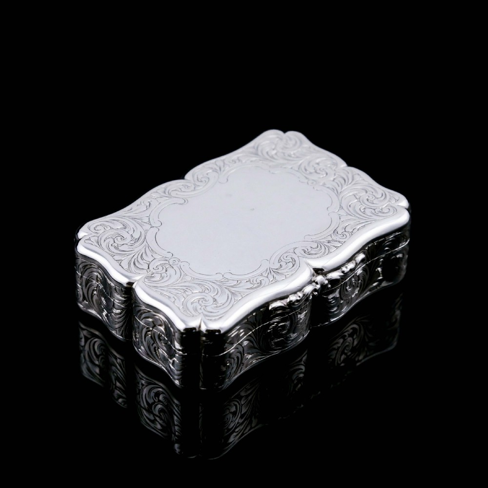 A Large Antique Victorian Solid Sterling Silver Table Snuff Box with Intricate Engravings - Edward Smith 1853 View XX