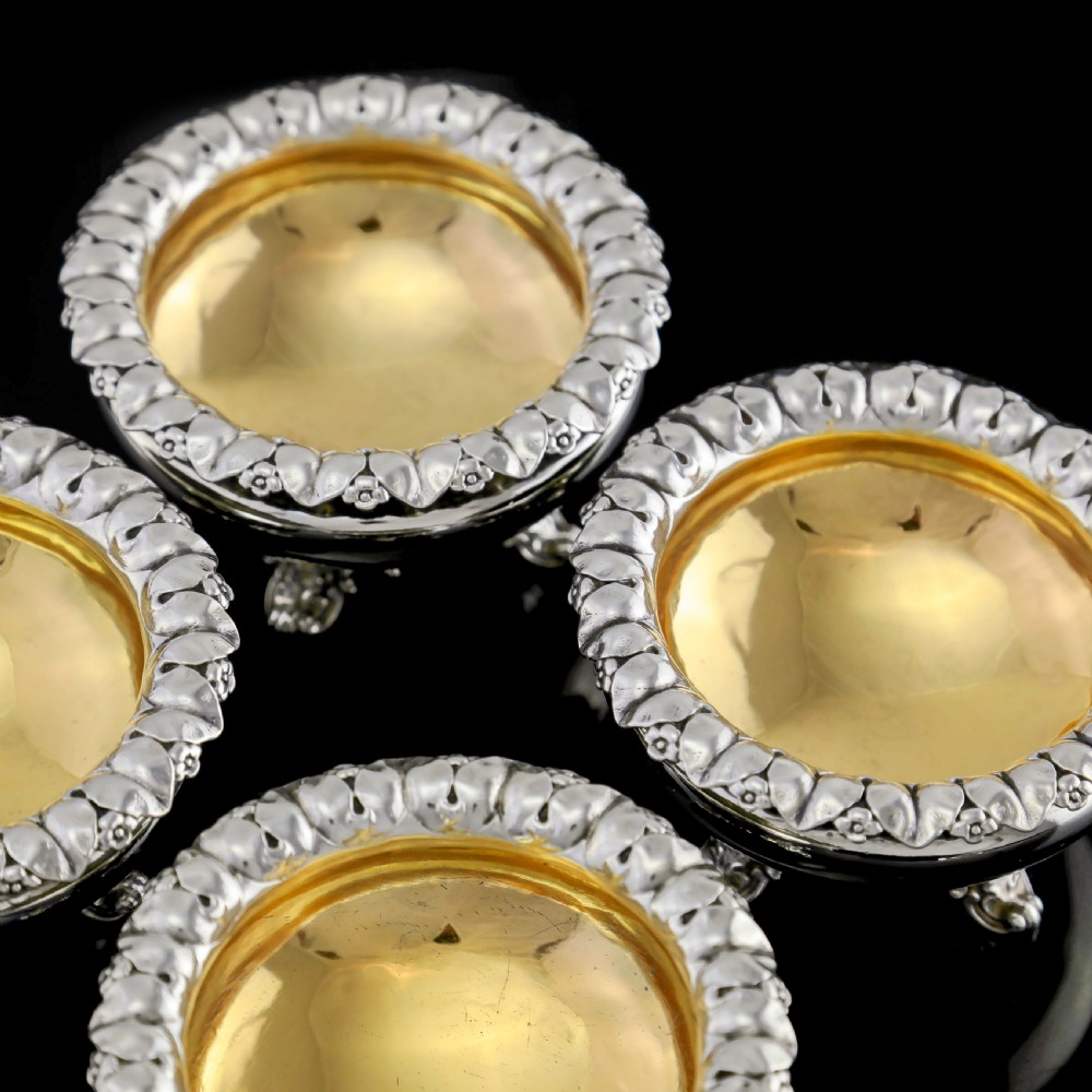 A Magnificent Set of 4 Georgian Solid Silver Salt Cellars - Barnard 1837 View VII