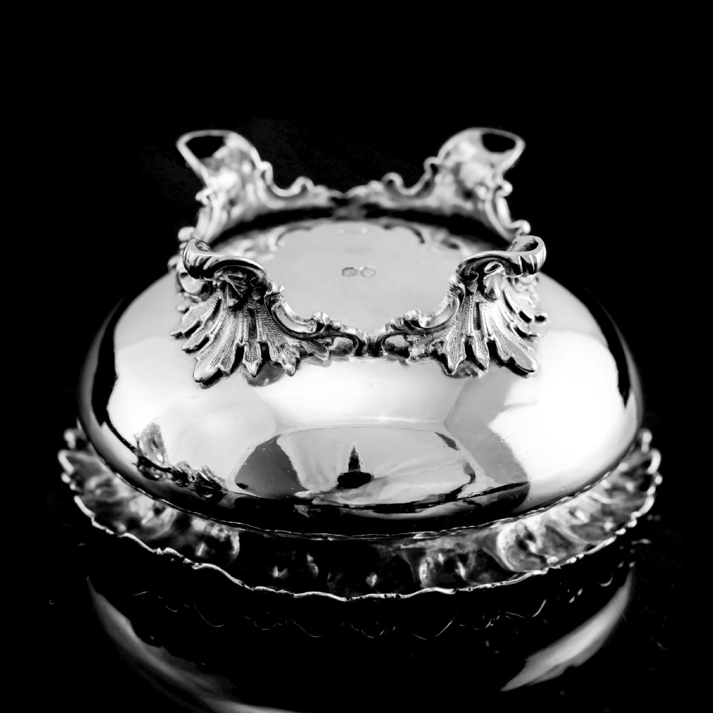 A Magnificent Set of 4 Georgian Solid Silver Salt Cellars - Barnard 1837 View XX