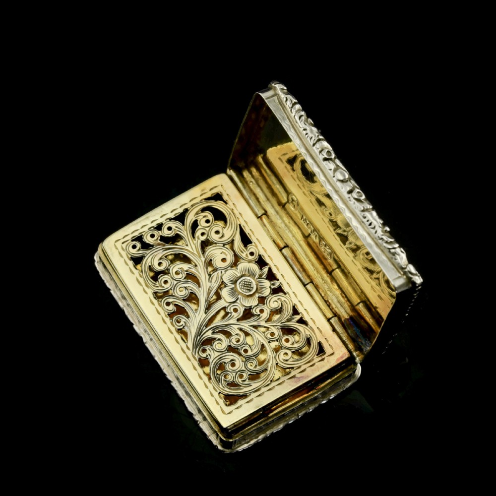 Antique Solid Silver Victorian Vinaigrette 