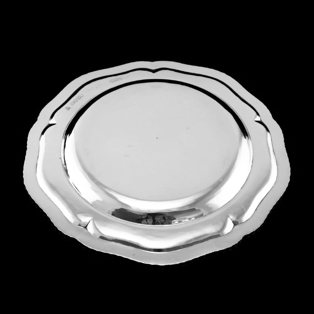 Antique Solid Silver Dish with Coat of Arms for Michael Bass, 1st Baron Burton - Garrard 1888 View VI