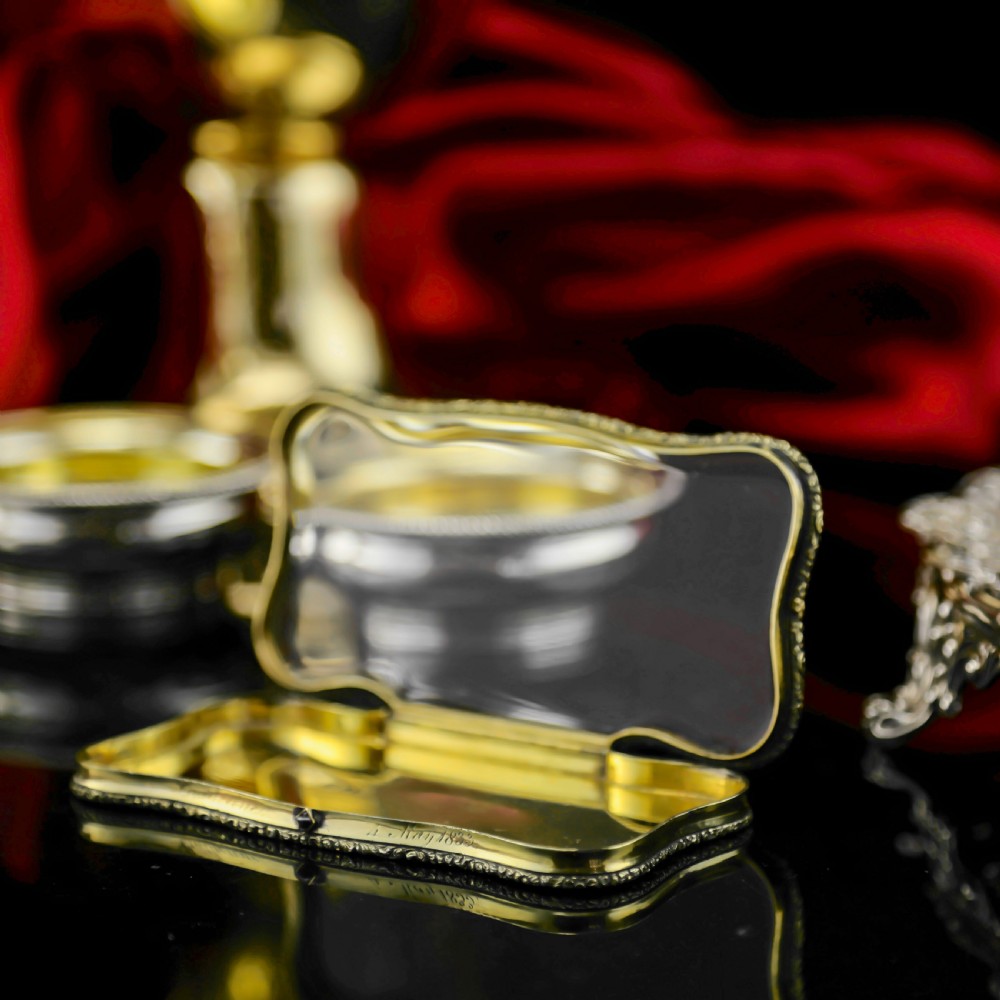 A Rare Georgian Solid Silver Gilt Snuff Box with Rock Crystal - Charles Rawlings & William Summers, 1833 View XXVI