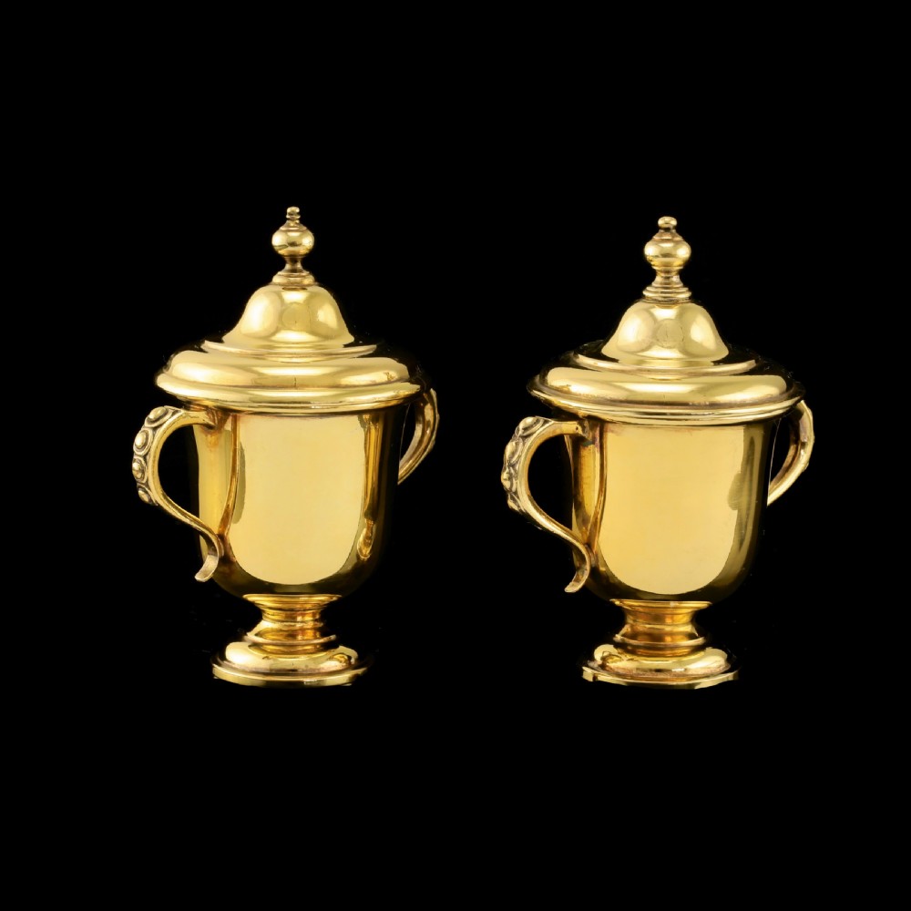 Beautiful Solid Silver Gilt Miniature Cup & Lid Set - Garrard 1928 View III