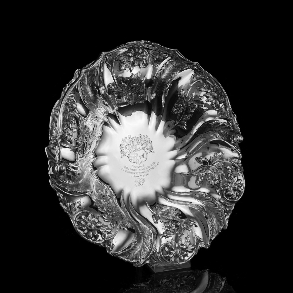 A Georgian Solid Silver Basket with Floral Motifs (1kg+) - Joseph & John Angell 1835 View XIII