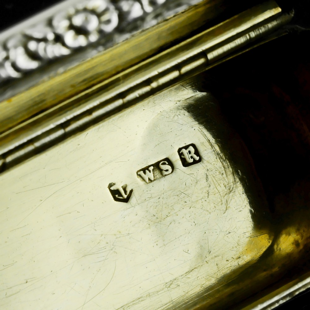 Antique Solid Silver Oval Snuff Box, Beautifully Hand Engraved - William Simpson 1840 View IX