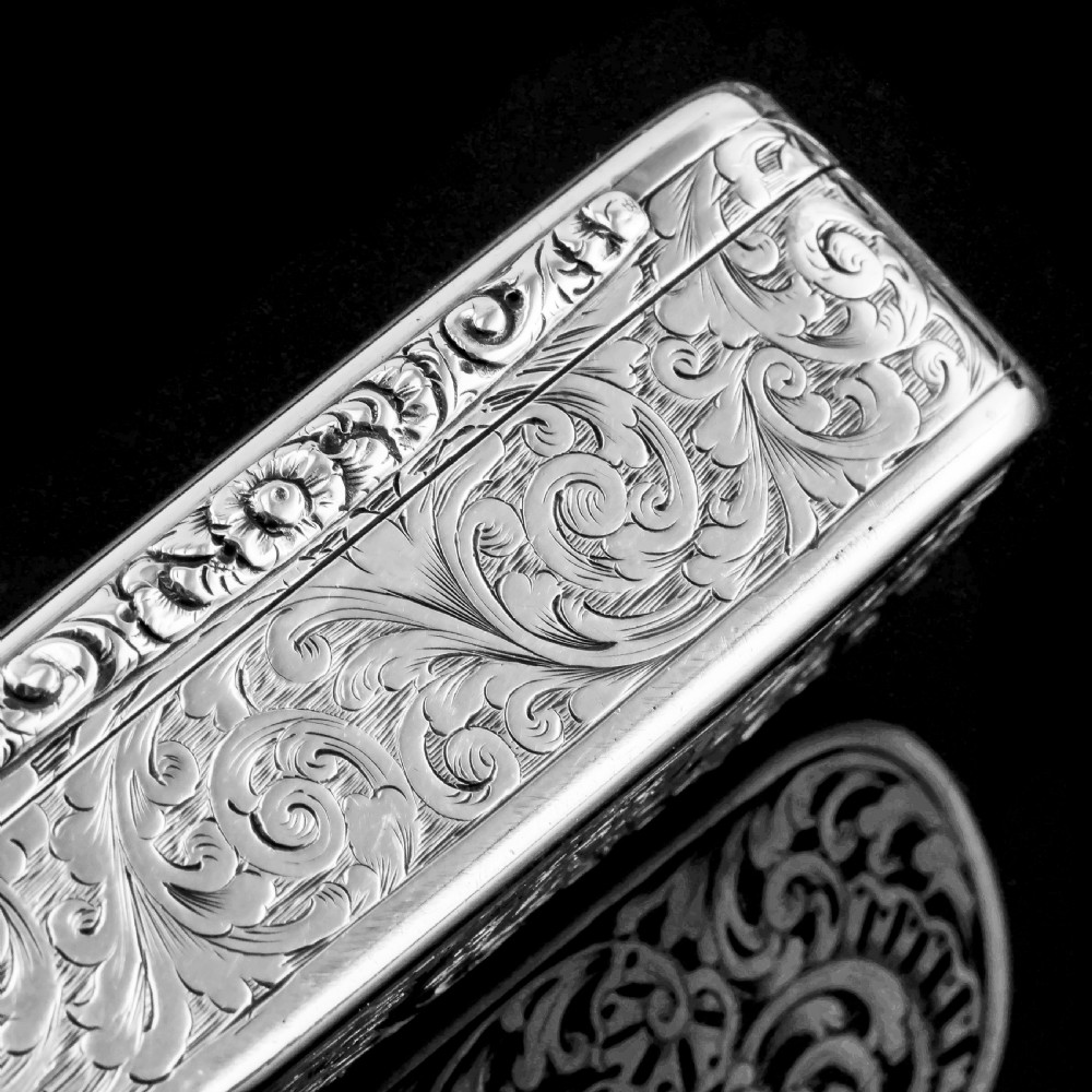 Antique Solid Silver Oval Snuff Box, Beautifully Hand Engraved - William Simpson 1840 View XI