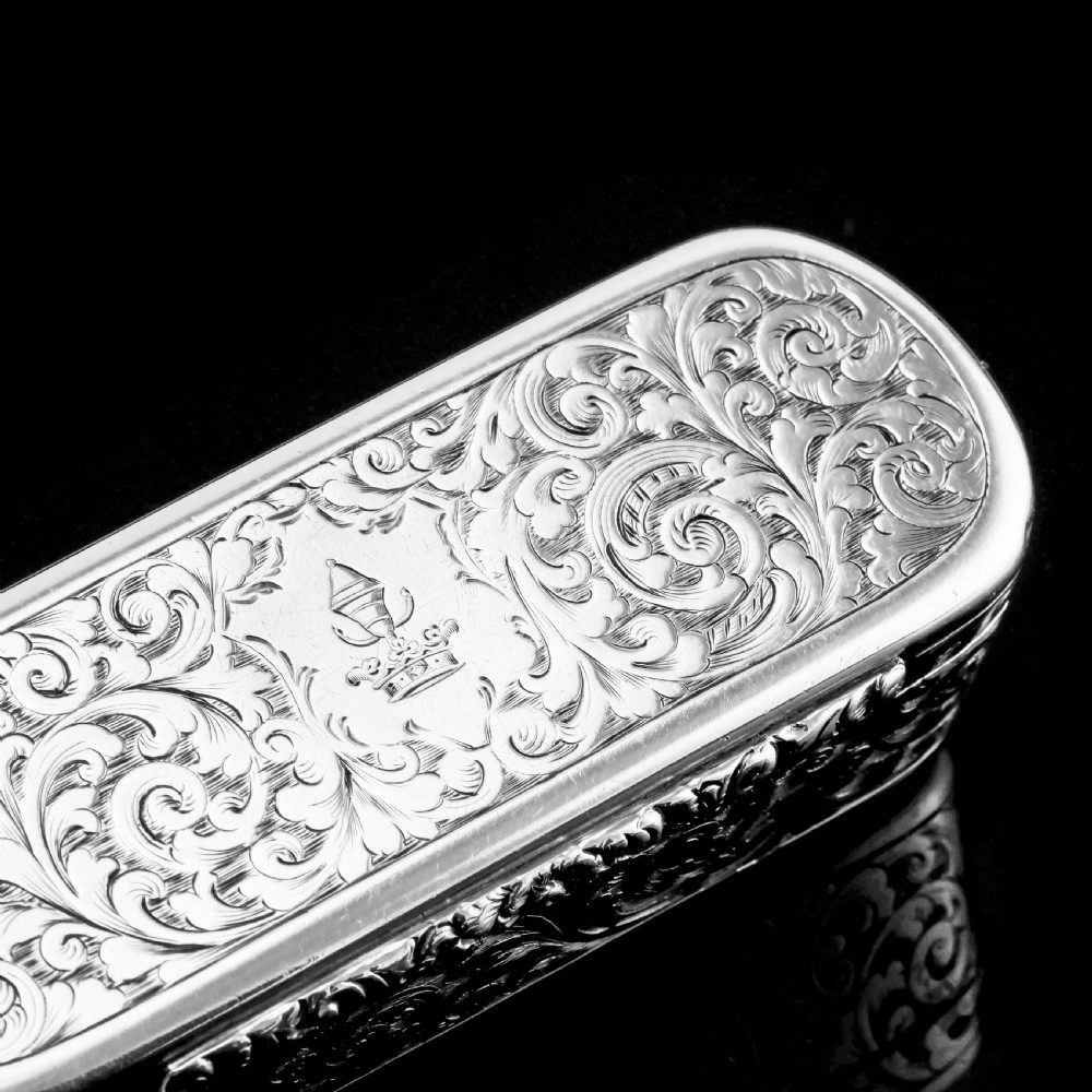 Antique Solid Silver Oval Snuff Box, Beautifully Hand Engraved - William Simpson 1840 View XII