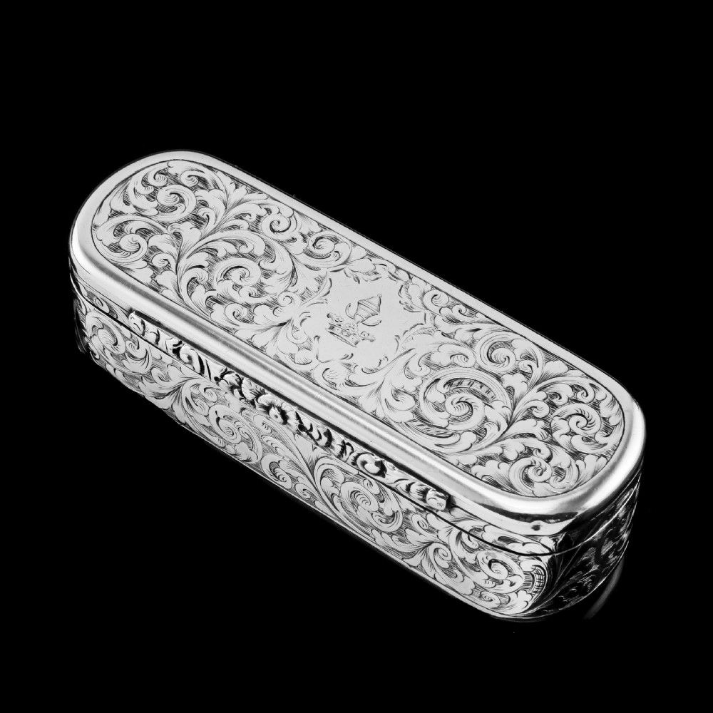 Antique Solid Silver Oval Snuff Box, Beautifully Hand Engraved - William Simpson 1840 View XIX