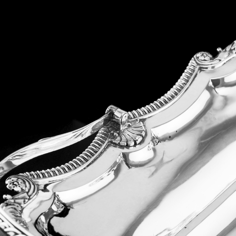 Antique Solid Silver Georgian Basket with Magnificent Gadrooning - Samuel Hennell 1811 View XV