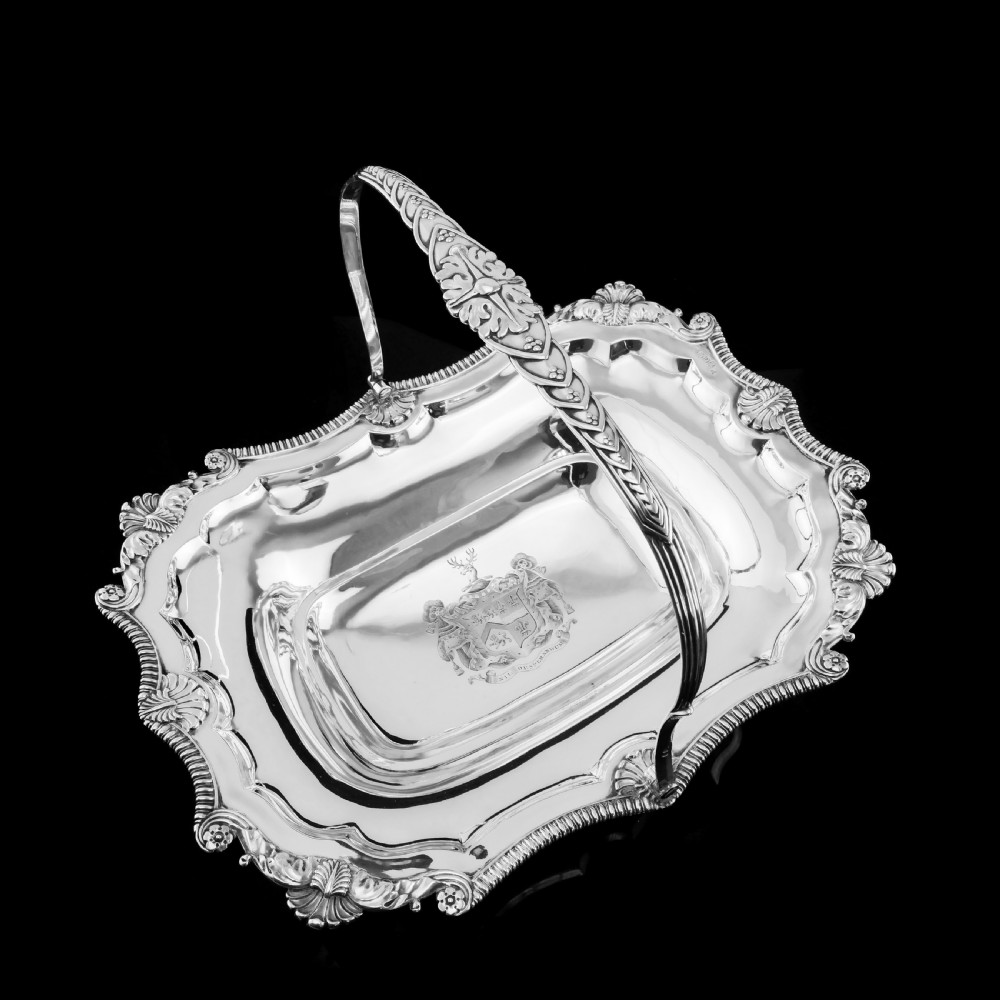 Antique Solid Silver Georgian Basket with Magnificent Gadrooning - Samuel Hennell 1811 View XXI