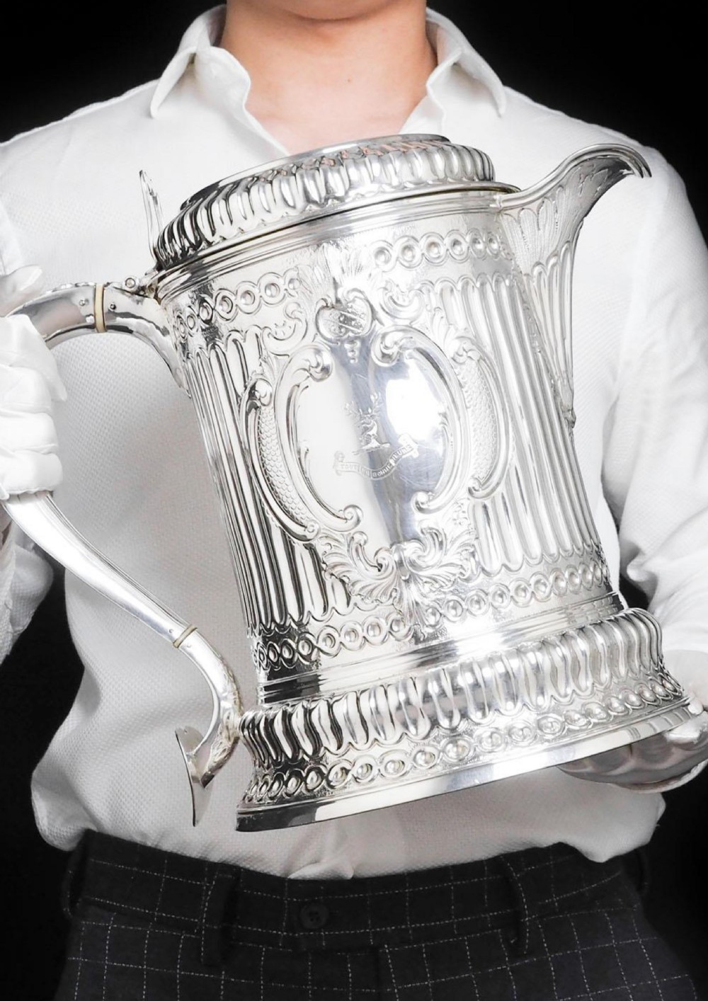 Enormous (2.7kg) Solid Silver Flagon of The Hicks Family - London 1864 