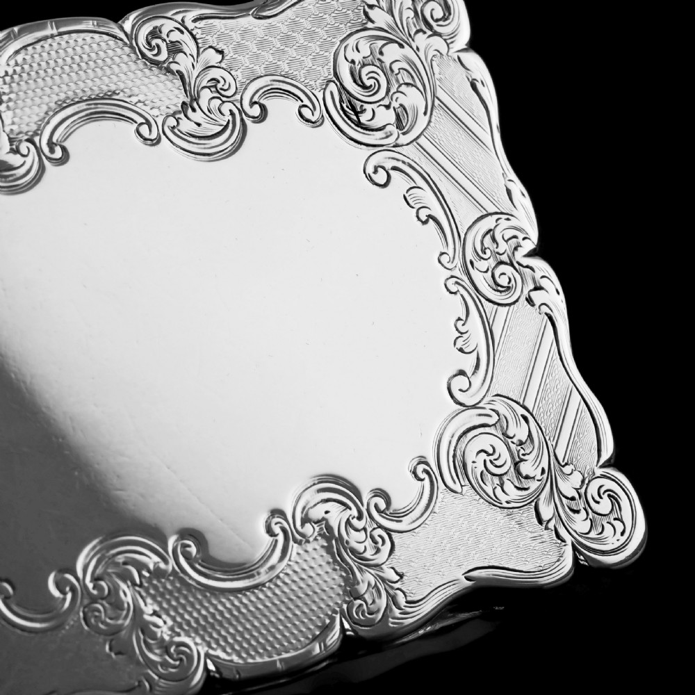Antique Solid Silver Large Table Snuff Box with Magnificent Engravings - Edward Smith 1850 View X