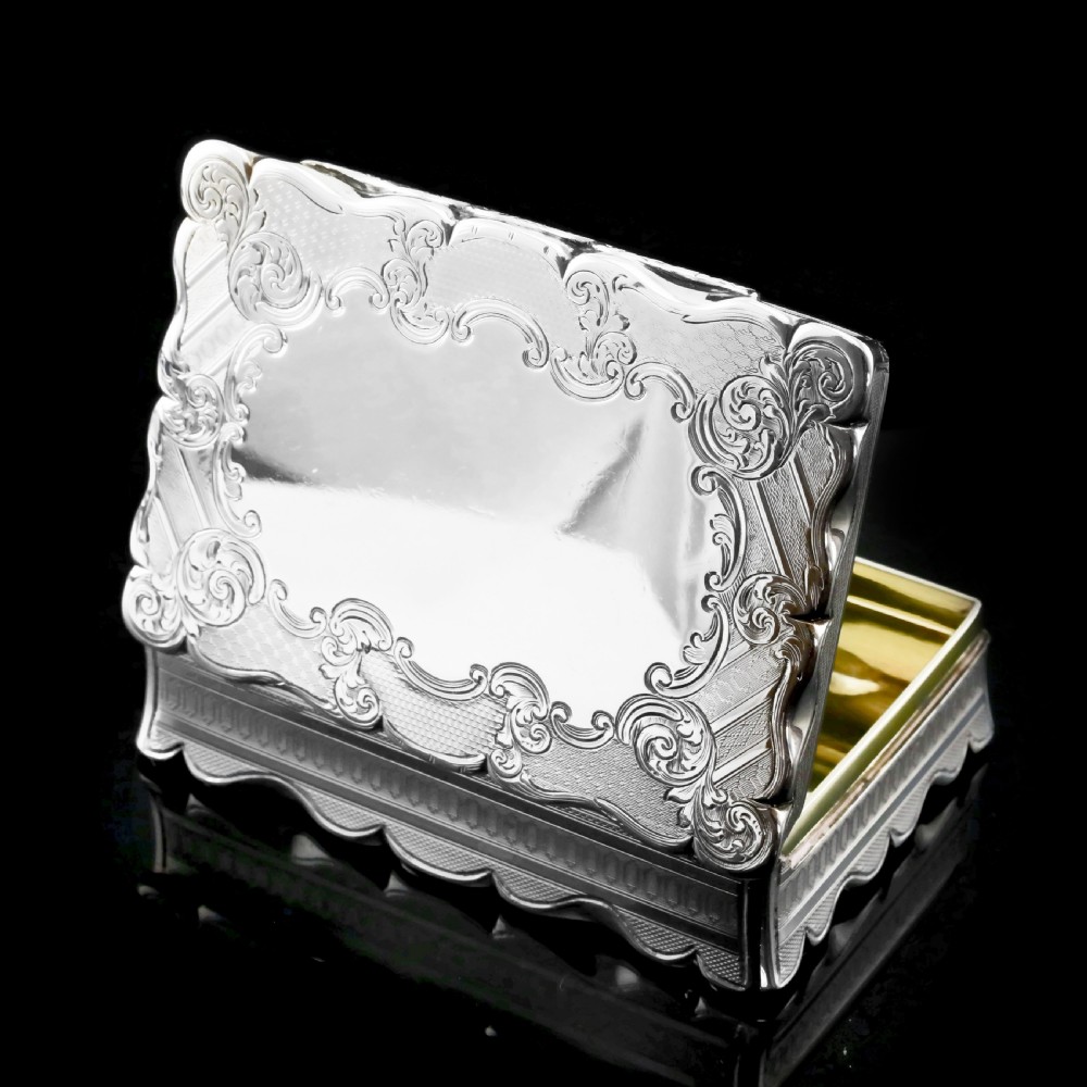 Antique Solid Silver Large Table Snuff Box with Magnificent Engravings - Edward Smith 1850 View XVII