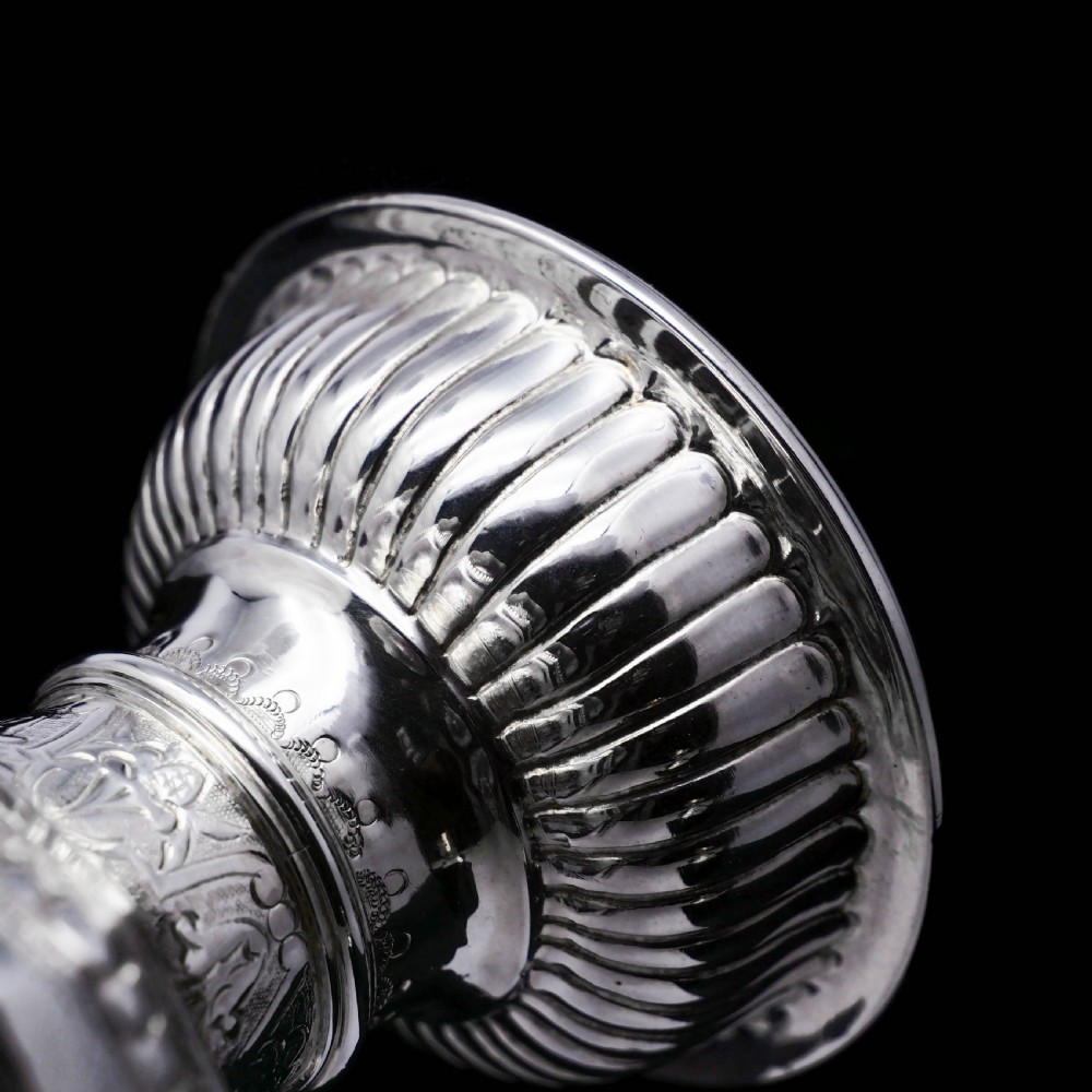 A Unique Antique Pair of Solid Silver Salt Cellars, Pedestal Design - Daniel & John Wellby 1886 View VII