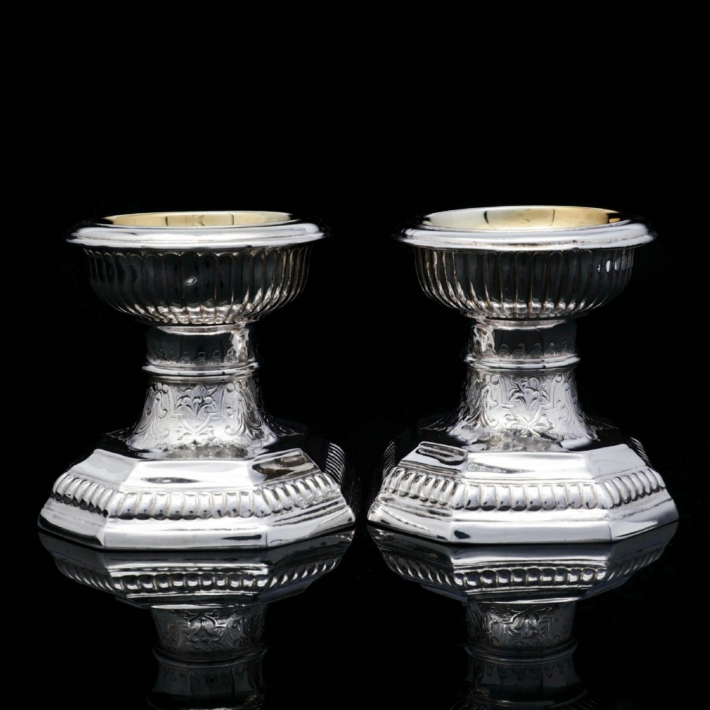 A Unique Antique Pair of Solid Silver Salt Cellars, Pedestal Design - Daniel & John Wellby 1886 View XXI