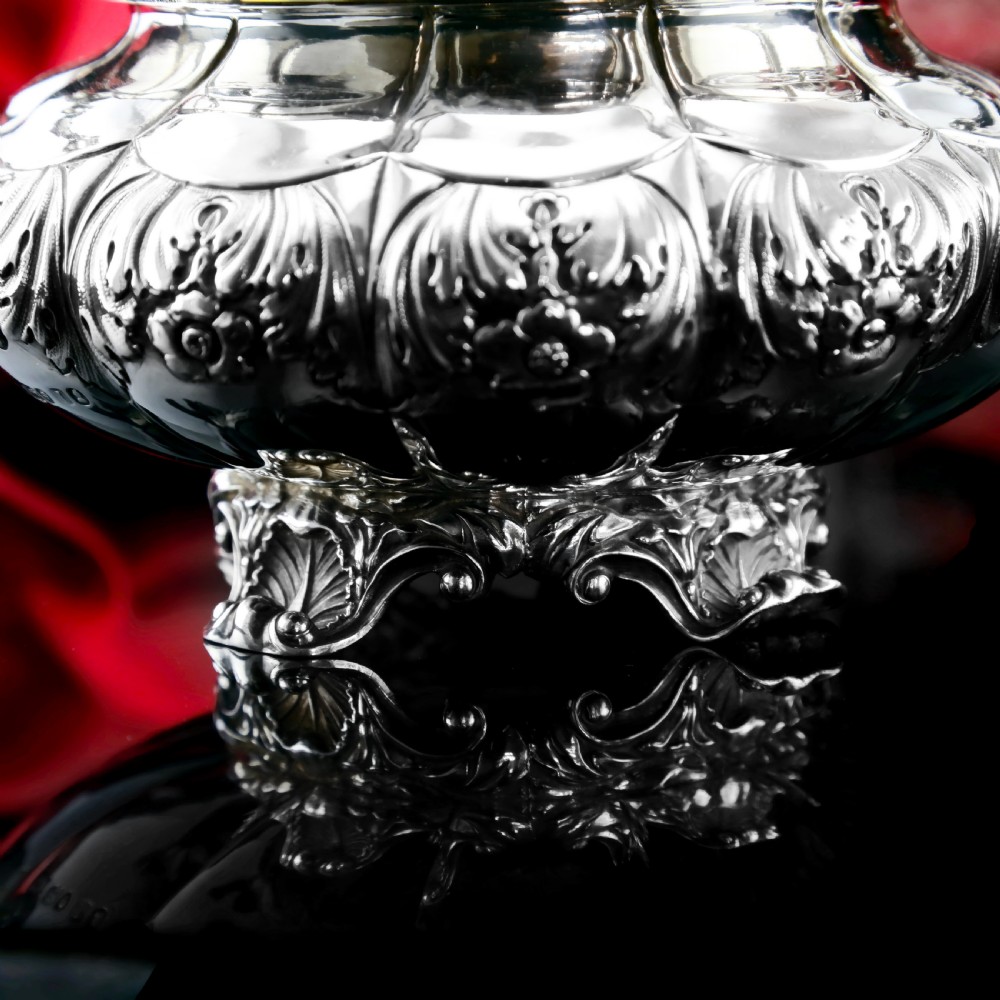 Antique Solid Silver Georgian Tea Set, 'Melon Shaped' with Floral Chasing - Robert Hennell 1826 View XXVII