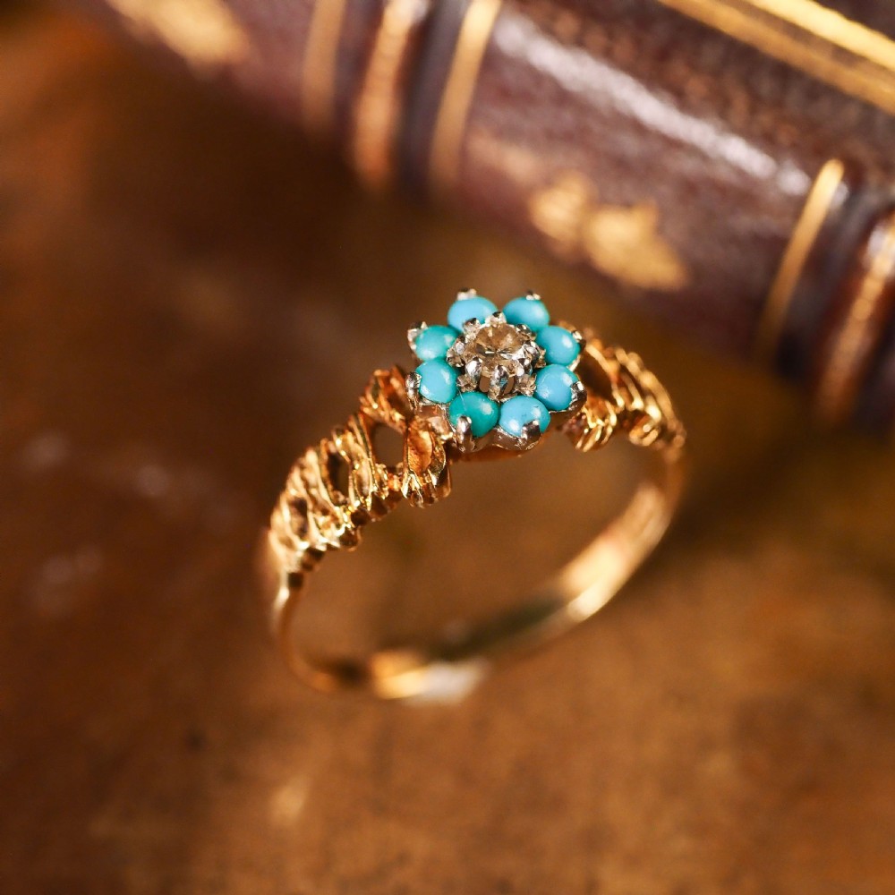 Vintage 18K Gold Turquoise & Diamond Cluster Ring View III