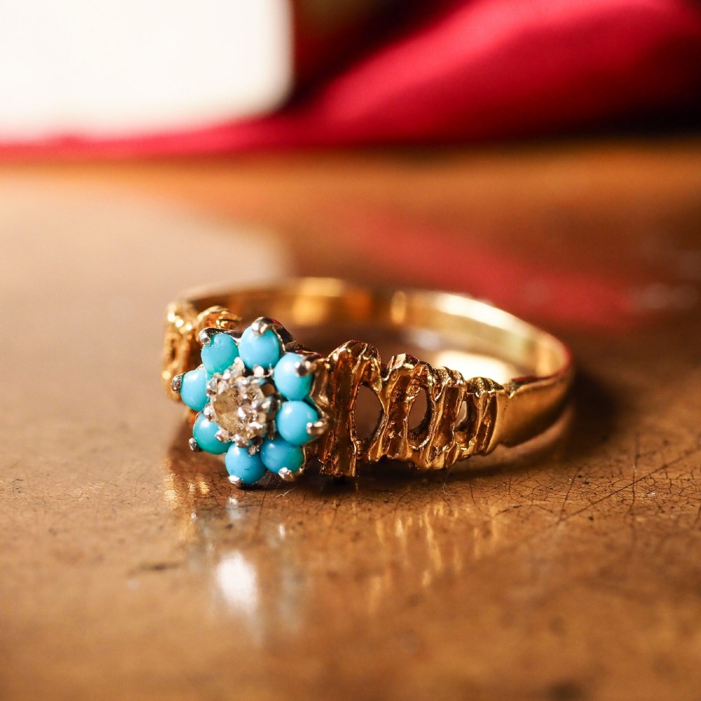 Vintage 18K Gold Turquoise & Diamond Cluster Ring View VII