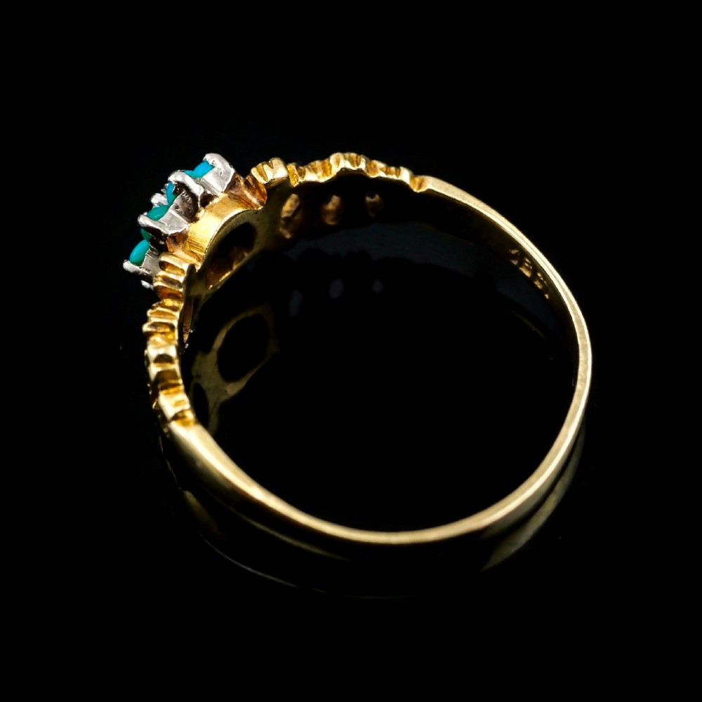 Vintage 18K Gold Turquoise & Diamond Cluster Ring View XII