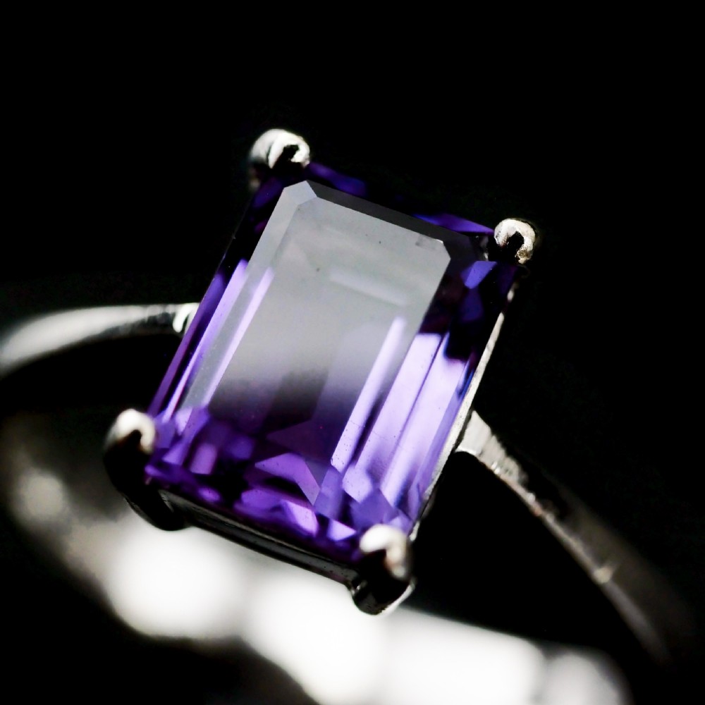 An 18K White Gold 'Emerald Cut' Amethyst Ring View VI