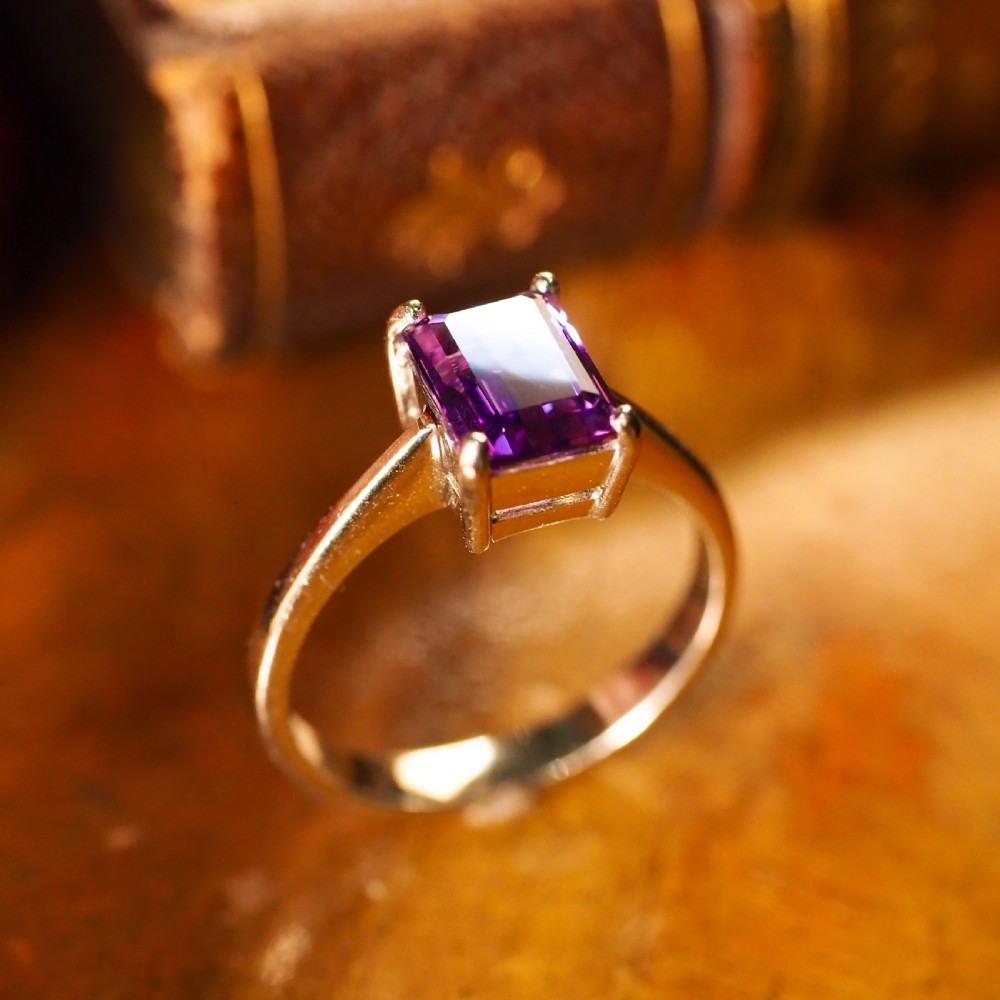 An 18K White Gold 'Emerald Cut' Amethyst Ring View IX
