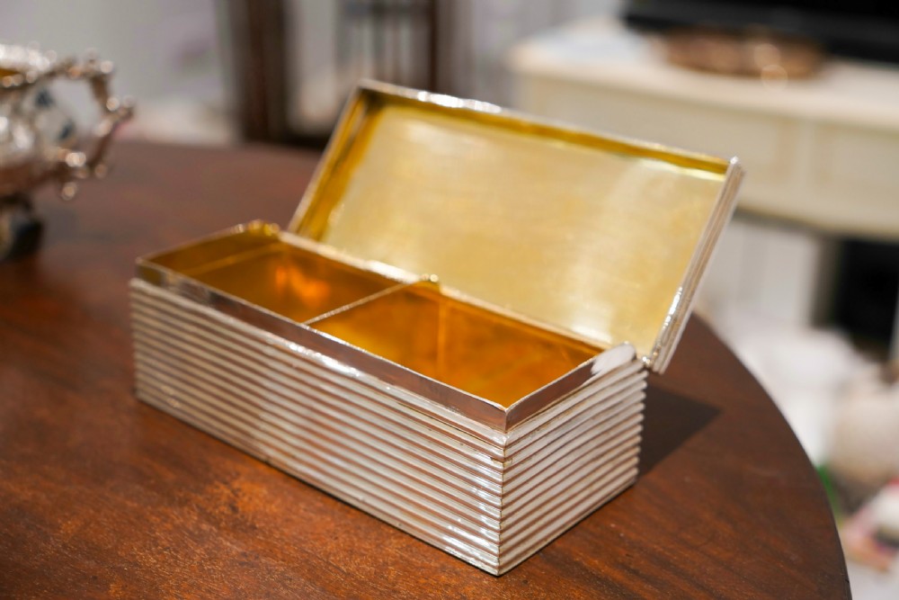 A Very Rare Victorian Solid Silver Large Box with Reeded Lines - L. Spiers 1891 View XIII