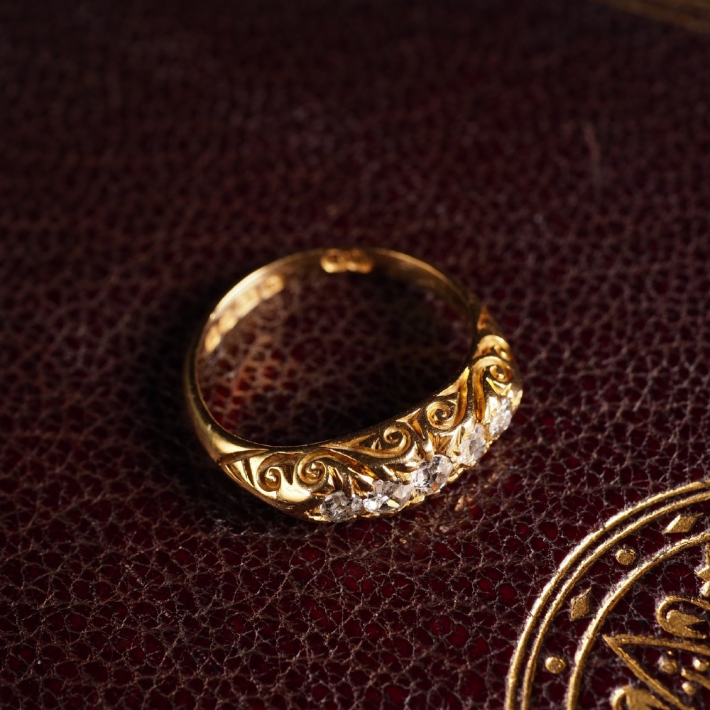 Antique Edwardian 18K Gold Engraved & 5 Diamond Ring - 1908 View XII