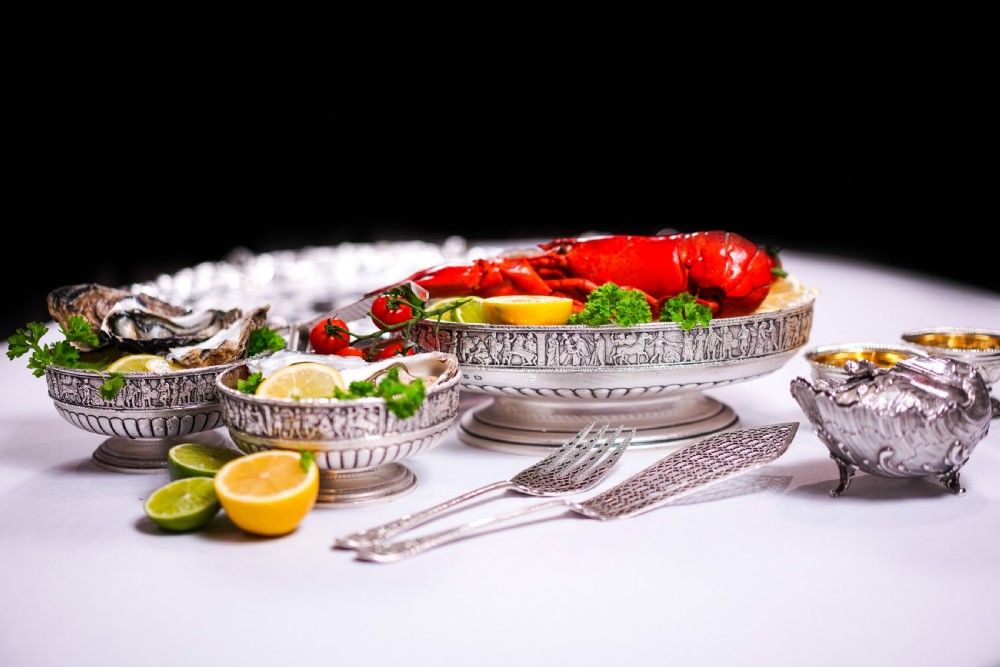 Antique English Large Solid Silver Bowls, Set of 3 with Roman Frieze - Elkington & Co 1895 View VII