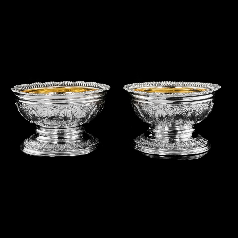 Magnificent Antique Solid Silver Georgian Pedestal Salts - Robert Hennell 1826 View III