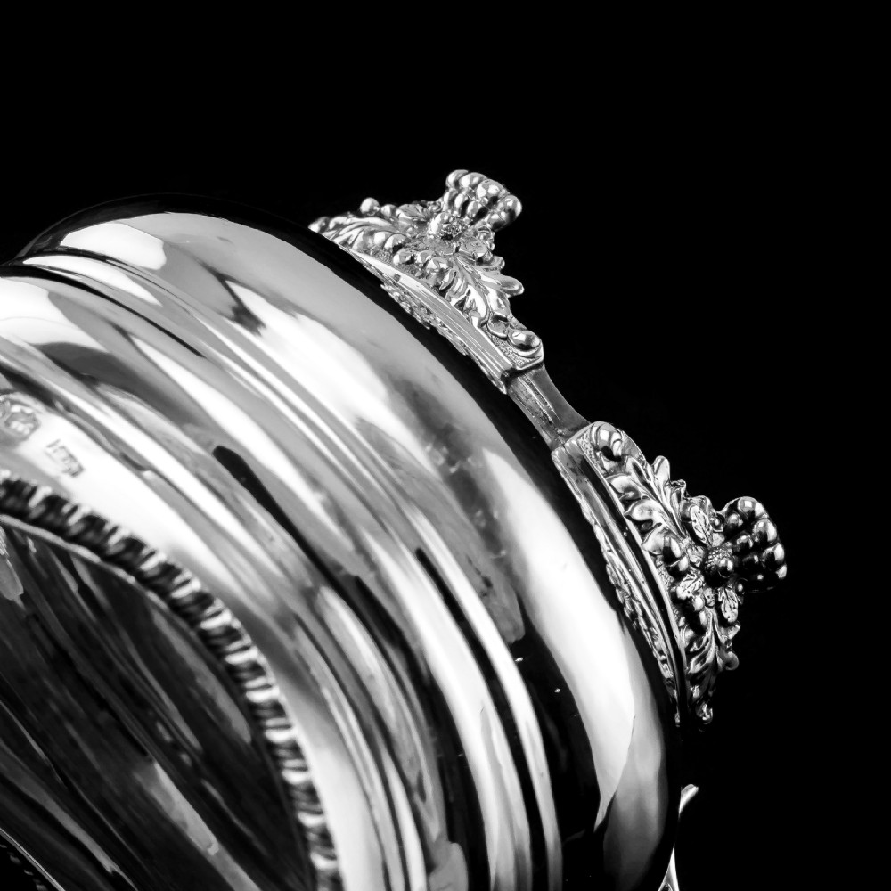 A Beautiful Georgian Solid Silver Regency Style Milk Jug/Pitcher - William Hunter 1824 View VI