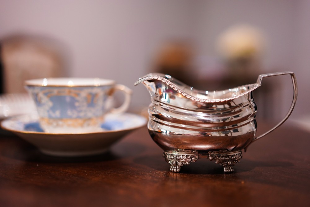A Beautiful Georgian Solid Silver Regency Style Milk Jug/Pitcher - William Hunter 1824 View XX