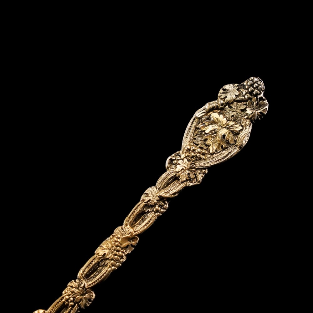 Antique Victorian Solid Silver Gilt 6 Teaspoons with Magnificent Grape Vine Design - Charles Boyton 1883 View VIII