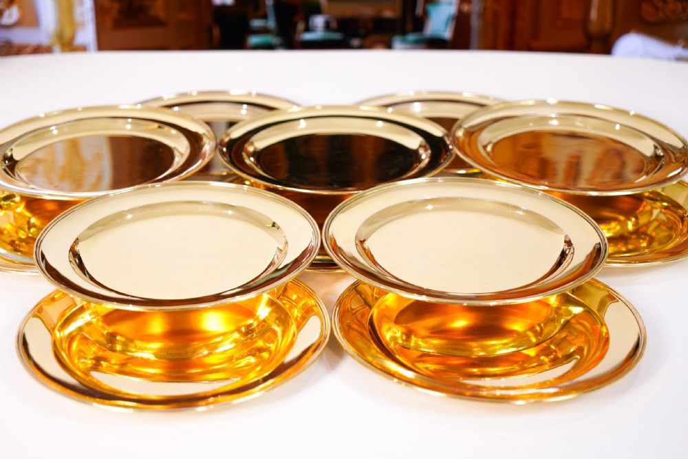 A Magnificent Set of 12 Georgian Solid Silver Gilt Dishes - 1780-1811 View XIX