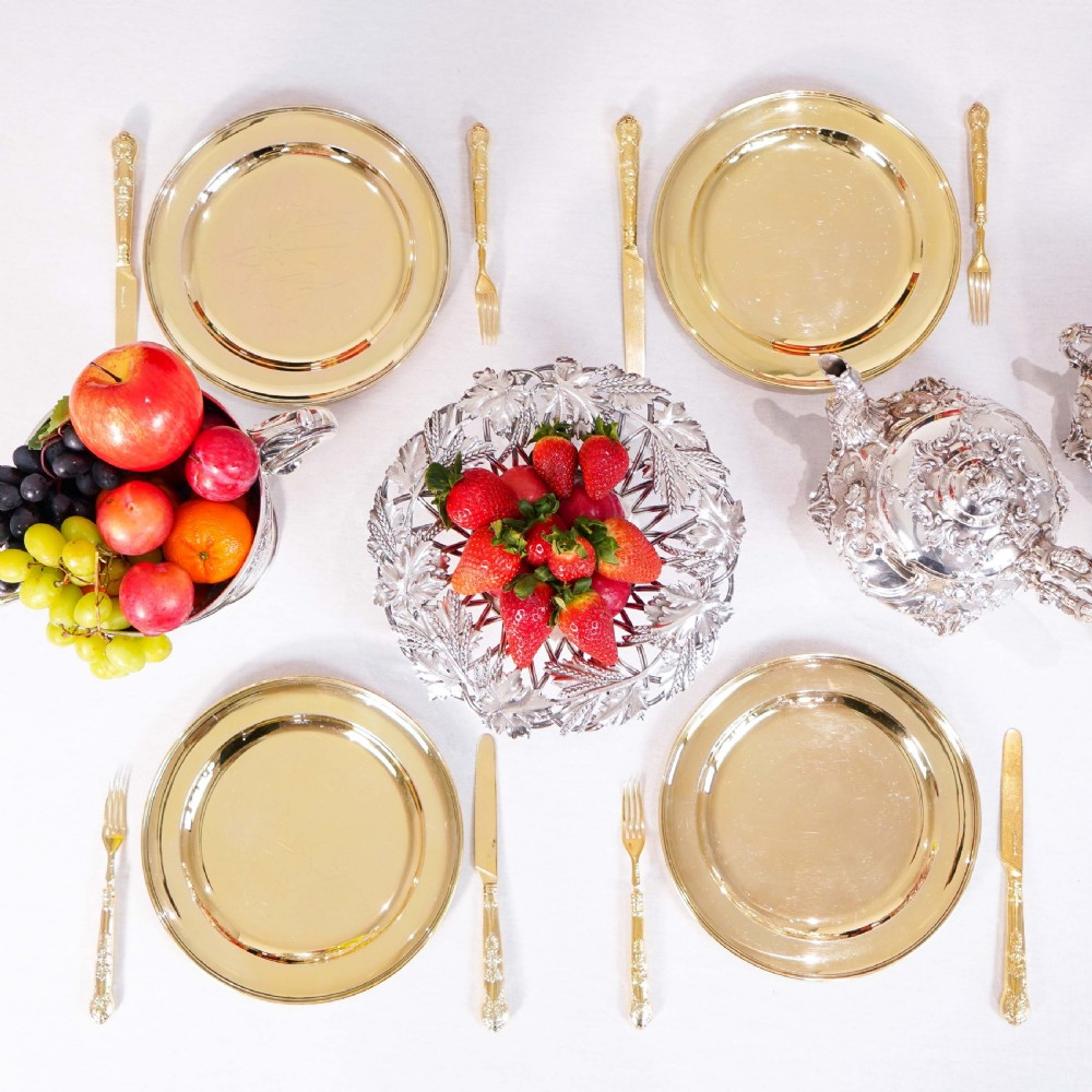 A Magnificent Set of 12 Georgian Solid Silver Gilt Dishes - 1780-1811 View XXVII