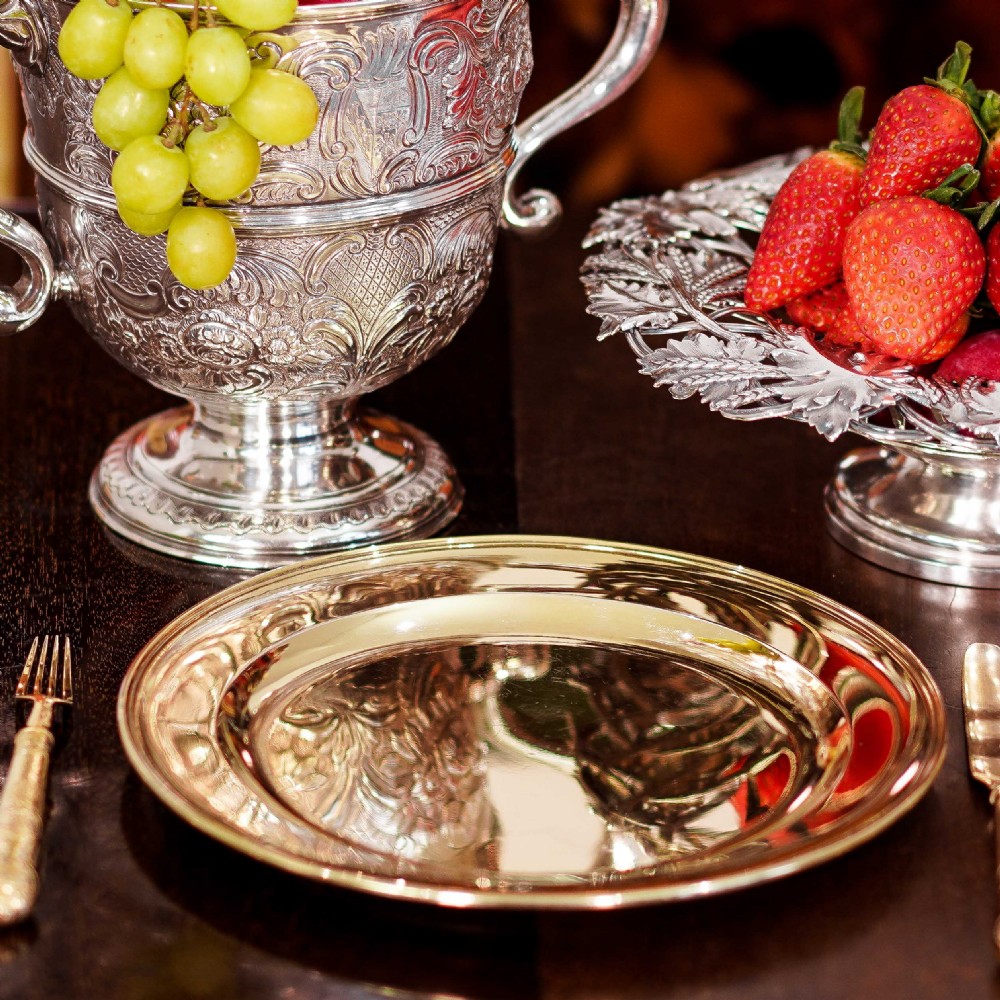A Magnificent Set of 12 Georgian Solid Silver Gilt Dishes - 1780-1811 View XXVIII