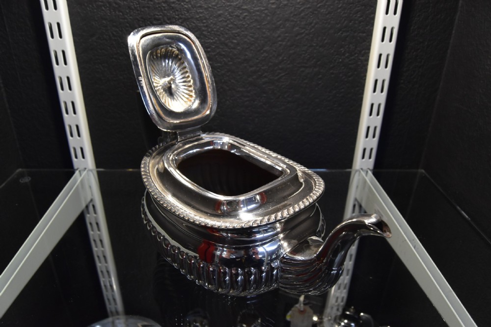 Jones & Crompton Silver Tea Service c1905 View VIII